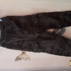 Children's place size 6 cargo pants